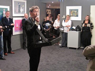 KUNSTVERZAMELAARS EN VERZAMELKUNSTENAARS IN KUNSTUITLEEN